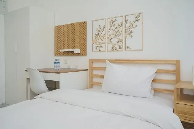 Elegant And Comfy Studio Room At Sky House Bsd Apartment - Oda