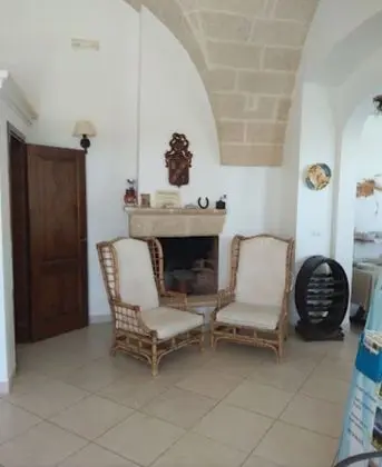 Elegant Double Room in Ancient Masseria Near the sea in a Quiet Olive Trees - İç Mekan