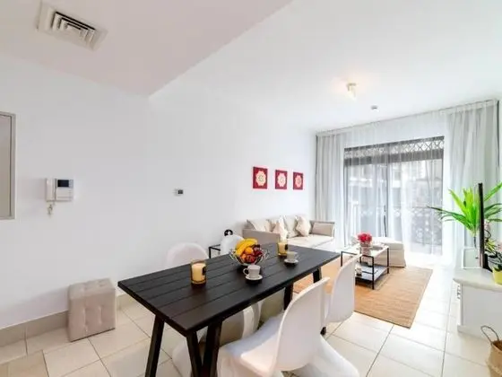 Elegant Escape of Downtown - Oda