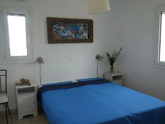 Elegant Villa in Evangelismos with Pool & Garden near Sea Beach - Oda