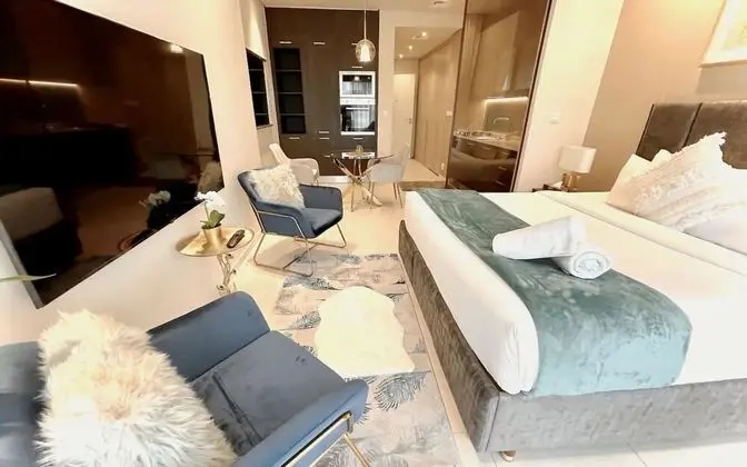 Elegant Fully Furnished Studio-Park View - Oda