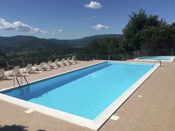 Elegant Holiday Home in a Citerna With Swimming Pool