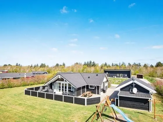 Elegant Holiday Home in Hemmet With Whirlpool