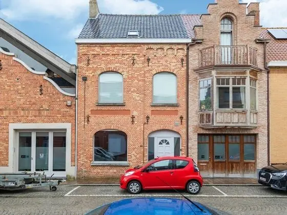 Elegant Holiday Home in Nieuwpoort near Beach