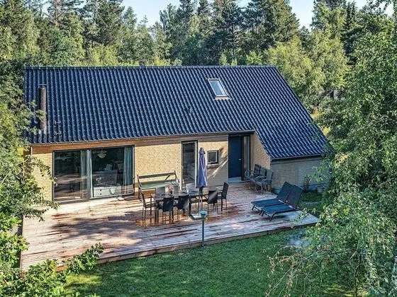 Elegant Holiday Home in Væggerløse With Sauna