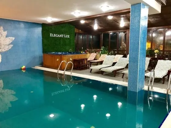 Hotel Elegant Lux - Havuz