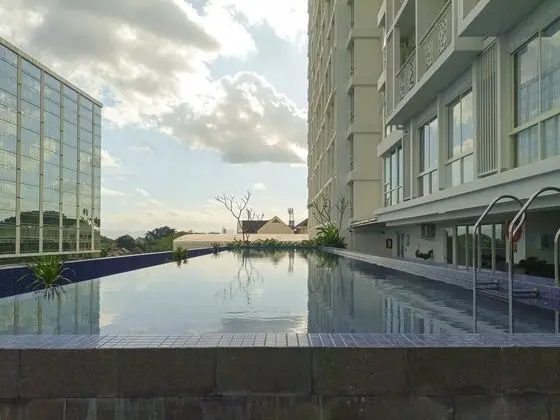 Elegant And Minimalist Studio At Mataram City Apartment