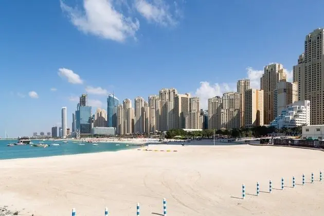 Elegant and Modern 1BR in Dubai Marina!