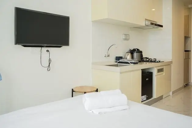 Elegant And Modern Studio At Sky House Bsd Apartment - Oda