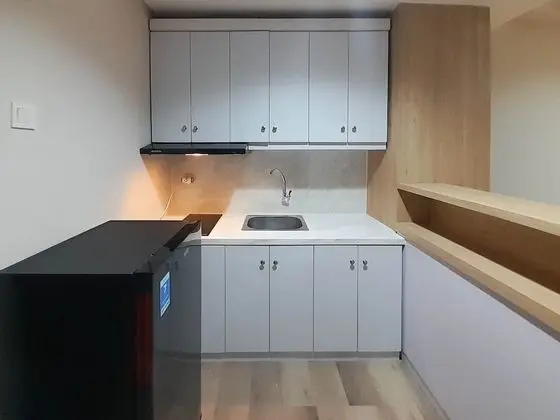 Elegant And Spacious 1Br At Patraland Amarta Apartment - Mutfak