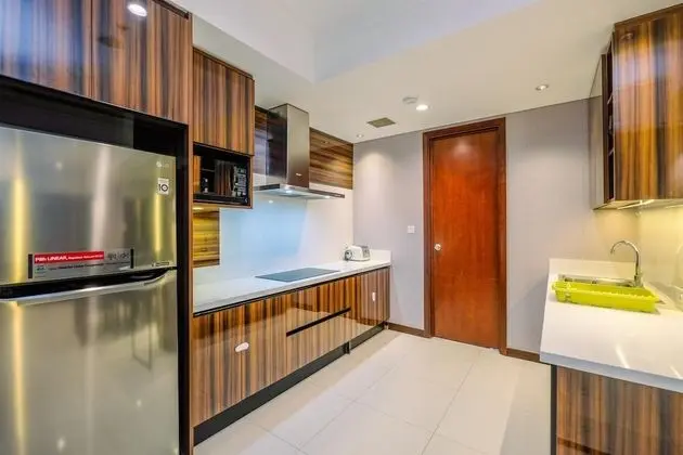 Elegant And Spacious 3Br Apartment At Casa Grande Residence - Mutfak