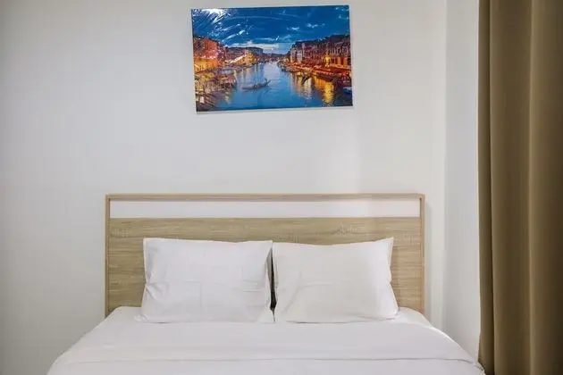 Elegant Studio Apartment at Springwood Residence