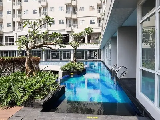 Elegant Studio At Bintaro Icon Apartment Near Bintaro Xchange Mall - Havuz