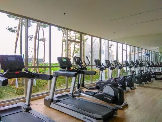 Elegant Studio with Pool and Sea View at Gold Coast Apartment - Fitness