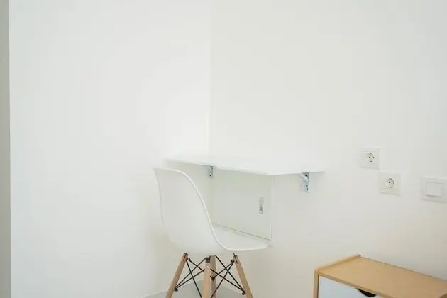 Elegant Studio Room Apartment At Sky House Bsd Near Aeon Mall - Oda