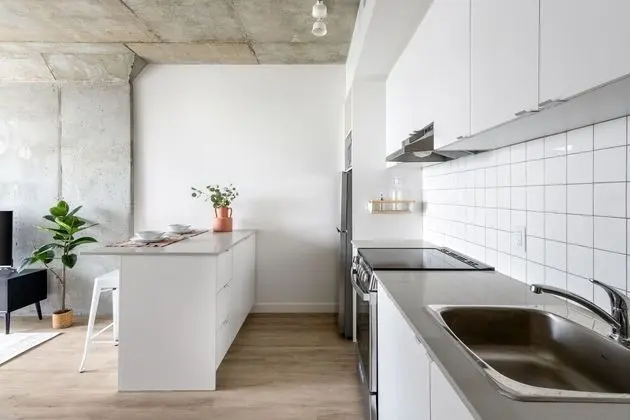 Elegant Studios and Apartments Montreal - Mutfak