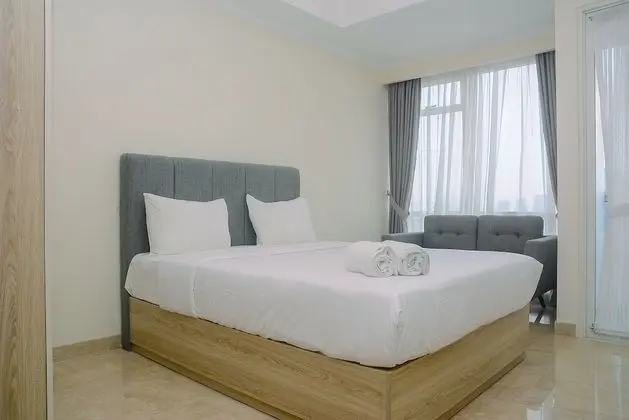Elegant and Stylish Studio Menteng Park Apartment