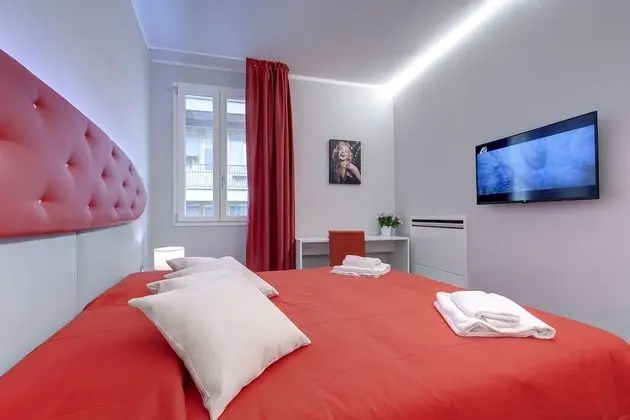 Elegant Suite Located Near Central Station of Florence