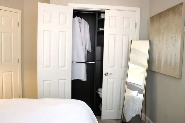 Elegant Two Bedroom Suite - Oda