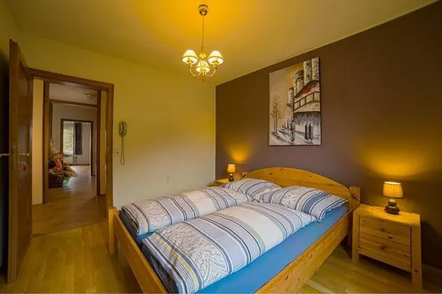 Eleganza Monschau - Oda