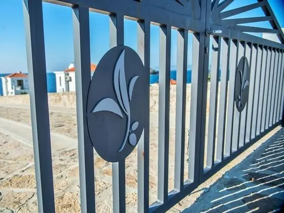 Eleia Seafront Suites & Villas - Lobi