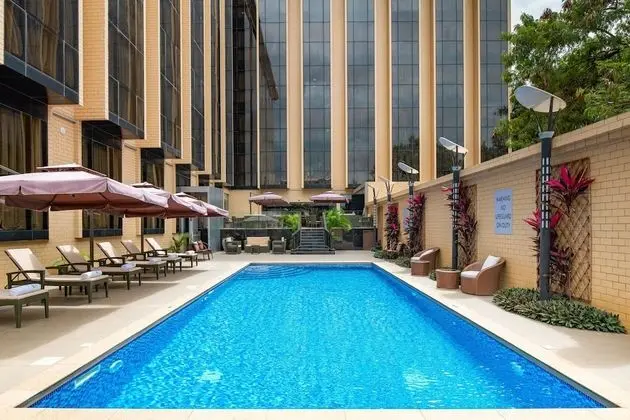 Element Dar Es Salaam, a Marriott Hotel - Havuz