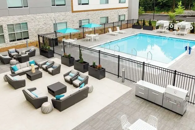 Element by Marriott Nashville Airport - Havuz