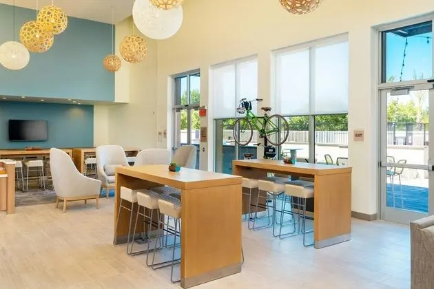 Element by Marriott Sacramento Airport - Lobi