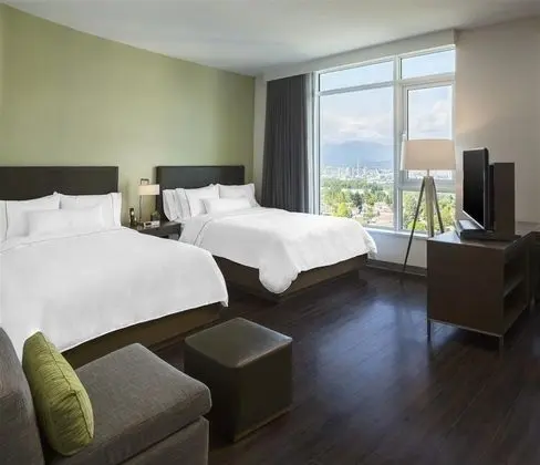 Element Vancouver Metrotown