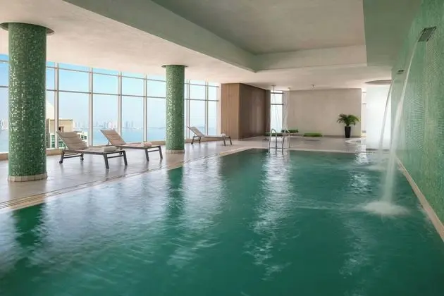 Element West Bay Doha, a Marriott Hotel - Havuz