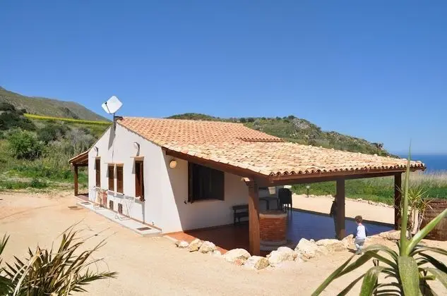 Villa Elena 2 Km From the Natural Reserve of Zingaro
