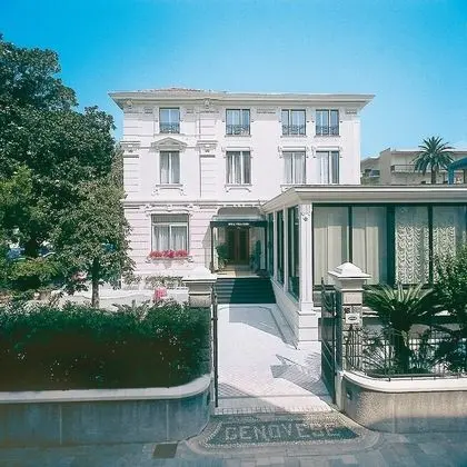 HOTEL VILLA ELENA