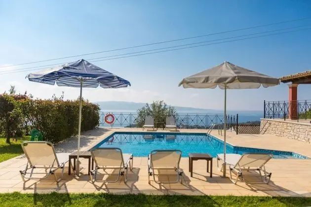 Villa Eleni Agios Stephanos Large Private Pool Walk to Beach Sea Views A C Wifi Eco-friendly - 1462 - Oda