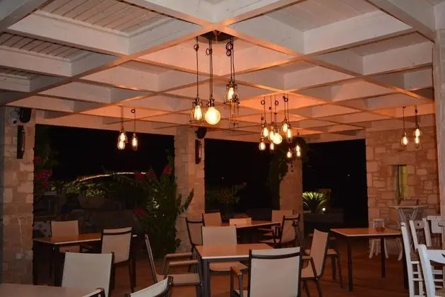 Eleni Apart-Hotel - Yerinde Yemek