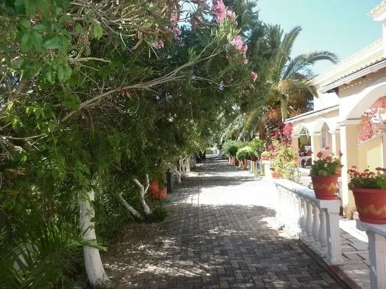Eleni Family Apartments - Dış Mekan