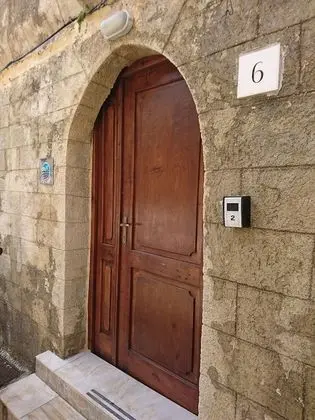 Eleni Rooms - Dış Mekan