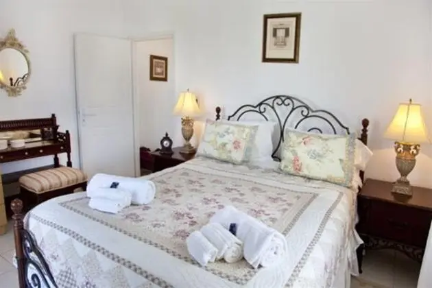 Elenis Village Suites