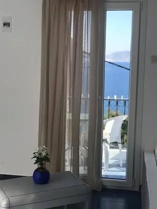 Elenis Studios & Apartments - İç Mekan