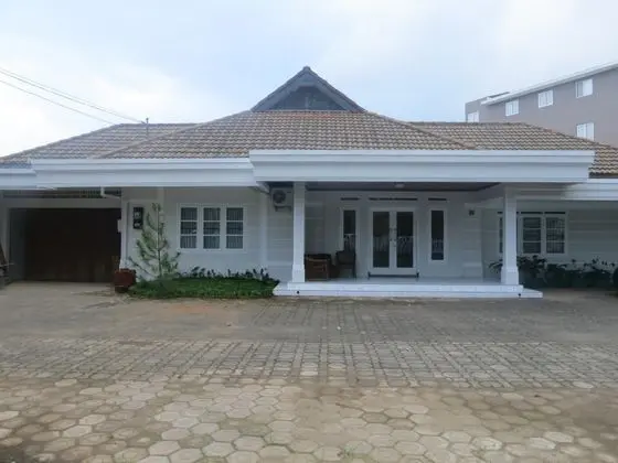 ELENORS HOME AT EYCKMAN