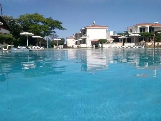 Eleonas Apartments - Dış Mekan