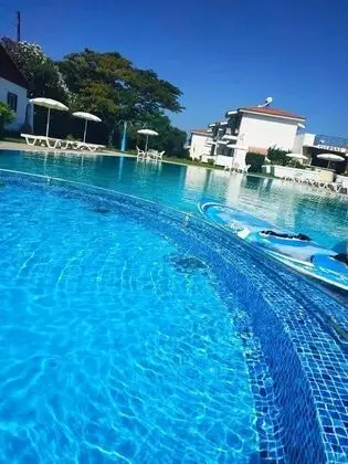 Eleonas Apartments - Havuz