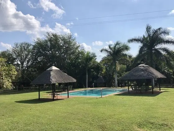 Elephant Walk Retreat - Havuz