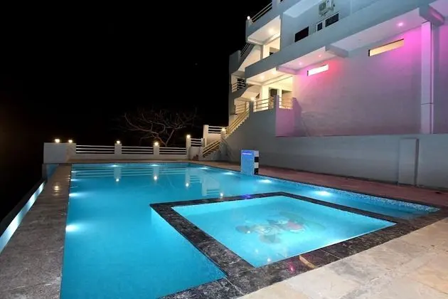 Elet Prima- A Luxury Boutique Resort - Havuz