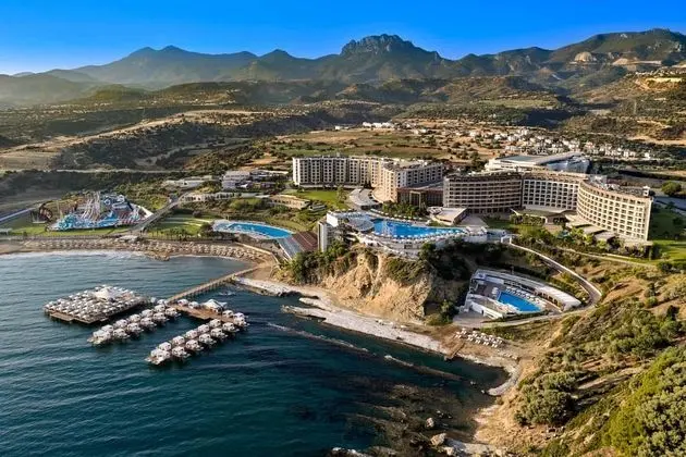 Elexus Hotel Resort - 7