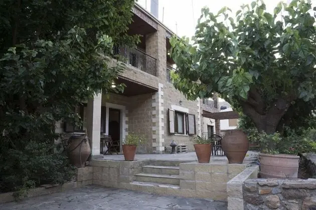 Elia Therissos Maisonettes