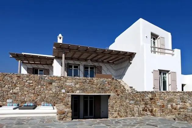 Elia White Residence