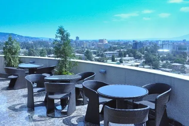 Elilly Hotel