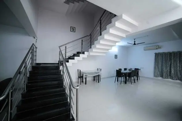 Elis Hospitality Service Ahmedabad - Oda