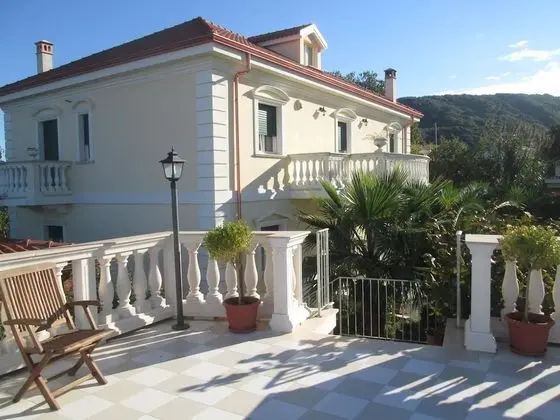 Villa Elisa