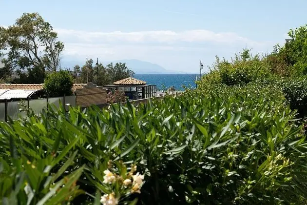 Elisa Seaside Luxury Suite Private hot Tub, Beach - Dış Mekan
